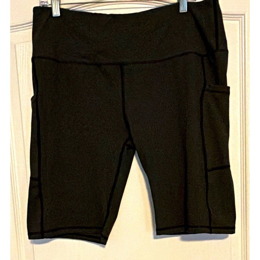 Custer's Night Womens Biker Shorts Dark Gray Pockets Activewear Size 2XL NWT